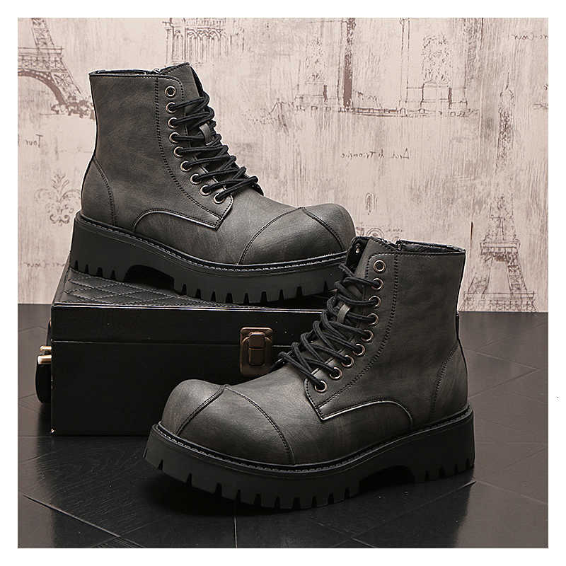 British style mens fashion Boots high motorcycle boots lace-up leather shoes big toe cowboy platform boot cool desert botas H260921
