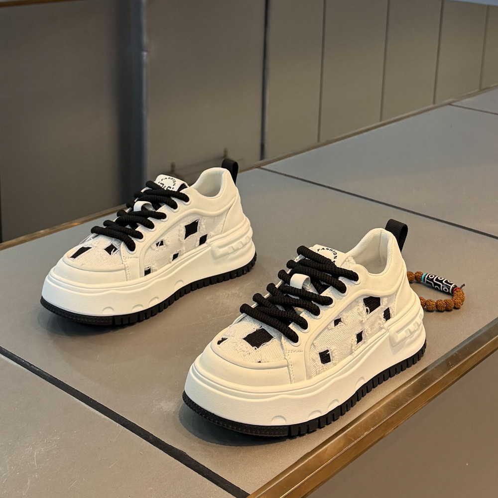 Fashionable, casual, versatile Casual shoes trendy men's high-end lace-up low-top dad shoes, new Designer shoes spring and summer styles