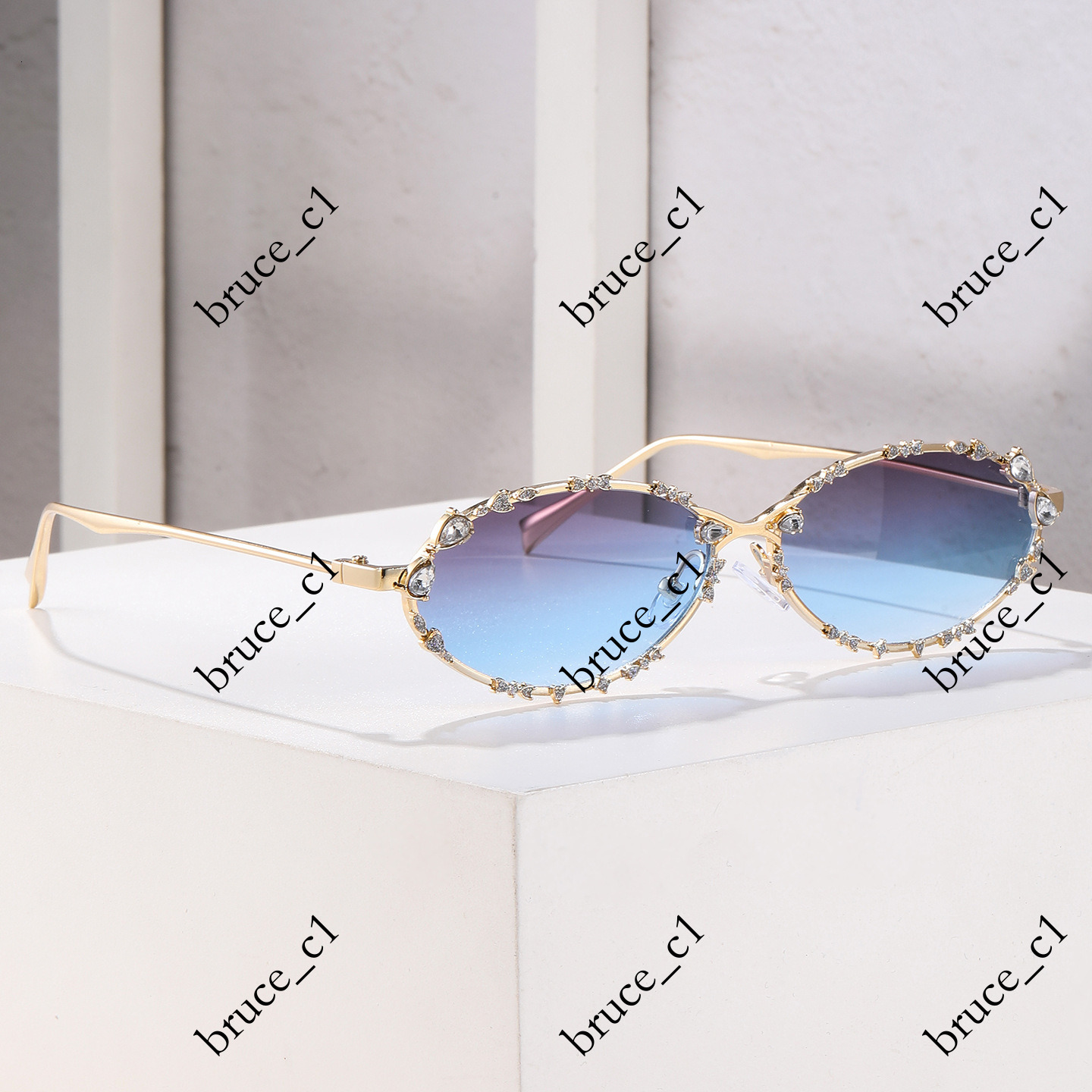 Korean Version Diamond-Studded Blue Light Blocking Non-Prescription Glasses Millennial Hot Girl Personality High-End Elegant Bare-Faced Sunglasses