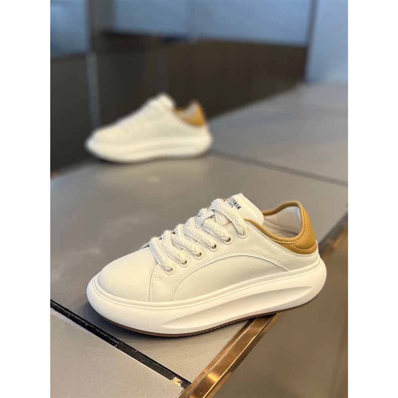 2024 Spring New White Designer shoes Casual shoes Casual Trendy Versatile Breathable Men's Round Toe Lace-up Shoes