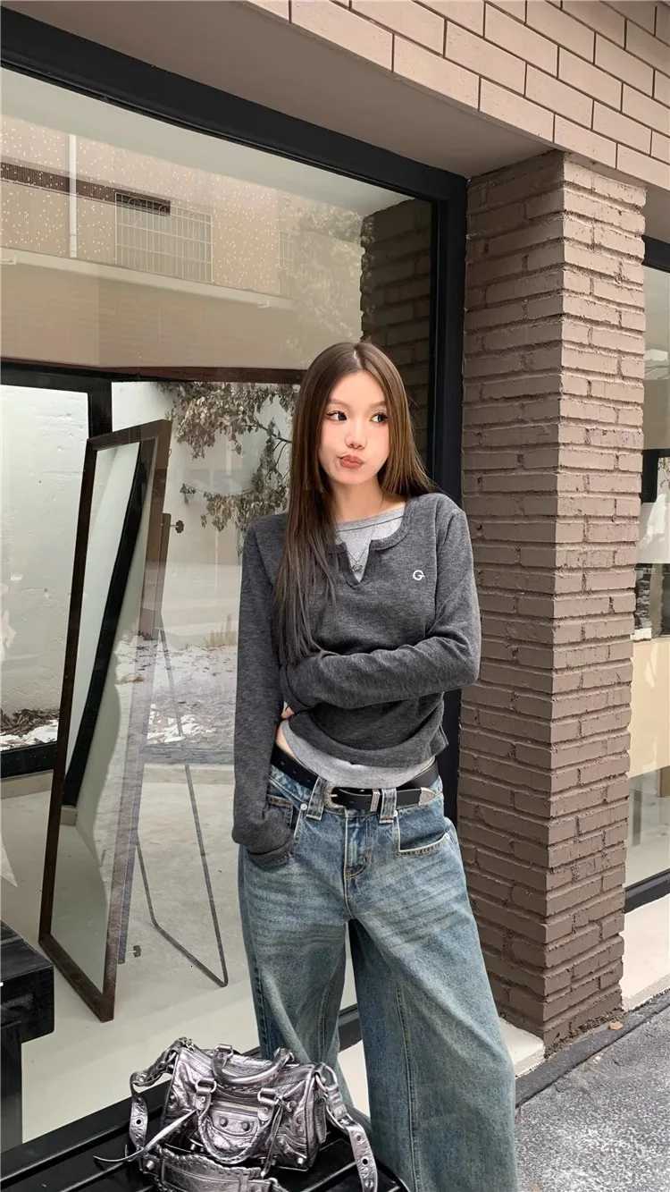 Women's T-Shirt Women's T-shirt fake two piece long sleeved T-shirt for autumn and winter slim fit and slimming bottom top retro bottom to