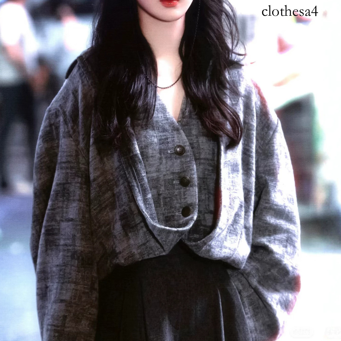 Korean-style petite plaid two-piece shirt for women, autumn new collection, featuring relaxed and stylish design with a loose fit