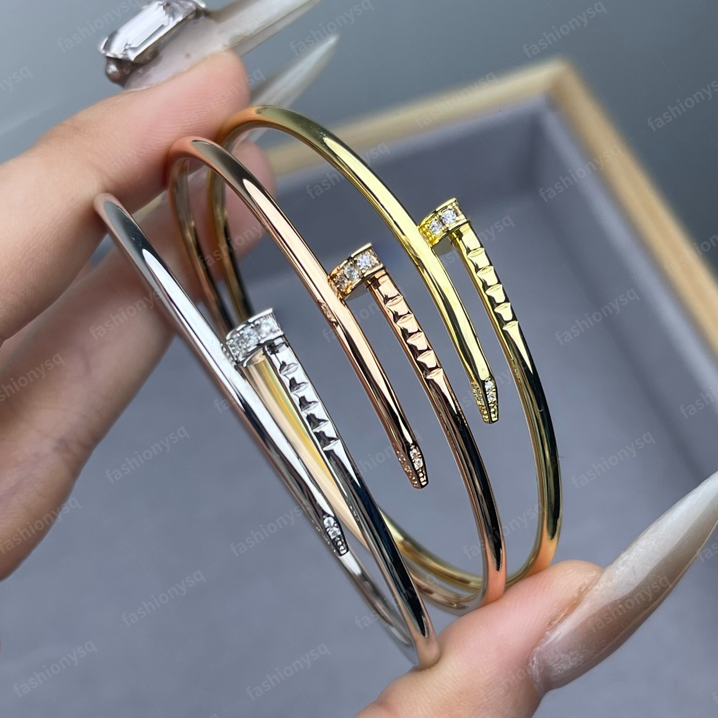 Luxury Classic Studded Finely Crafted Designer Nail Bracelet With Thin Thick Version 18k Gold Plating Bangle Unique Commuter Jewelry