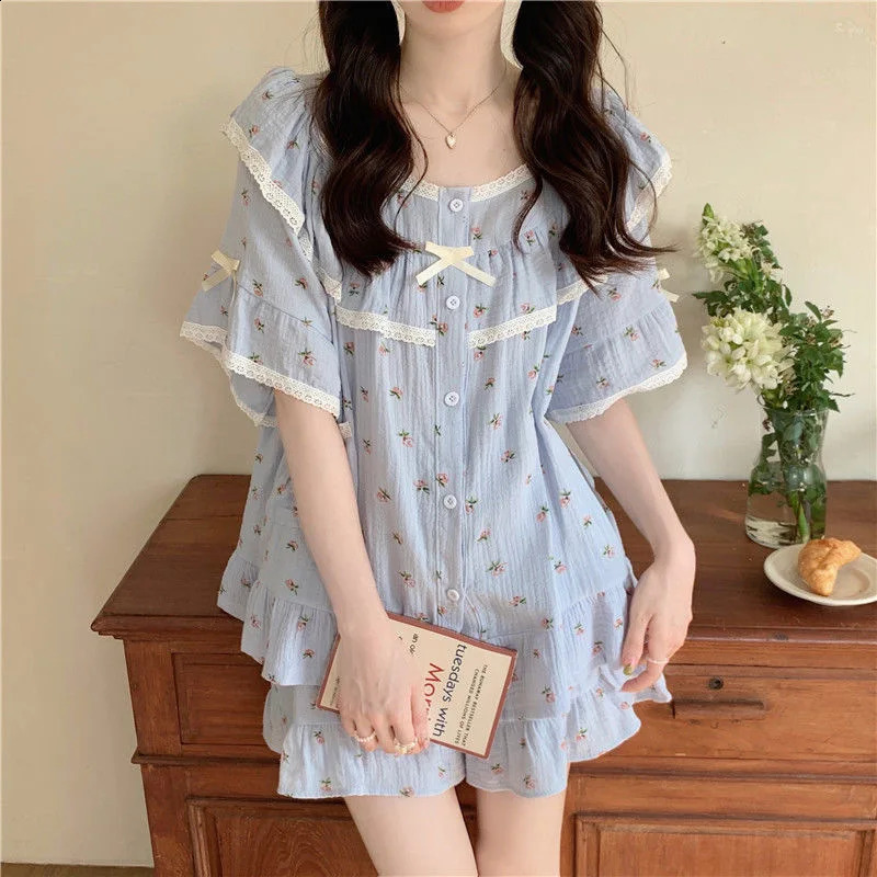 PrincessStyle Sweet Lace Floral Print Summer ShortSleeve Shorts LooseFit Plus Size Milk Silk Ribbed Women's Clothing 260920