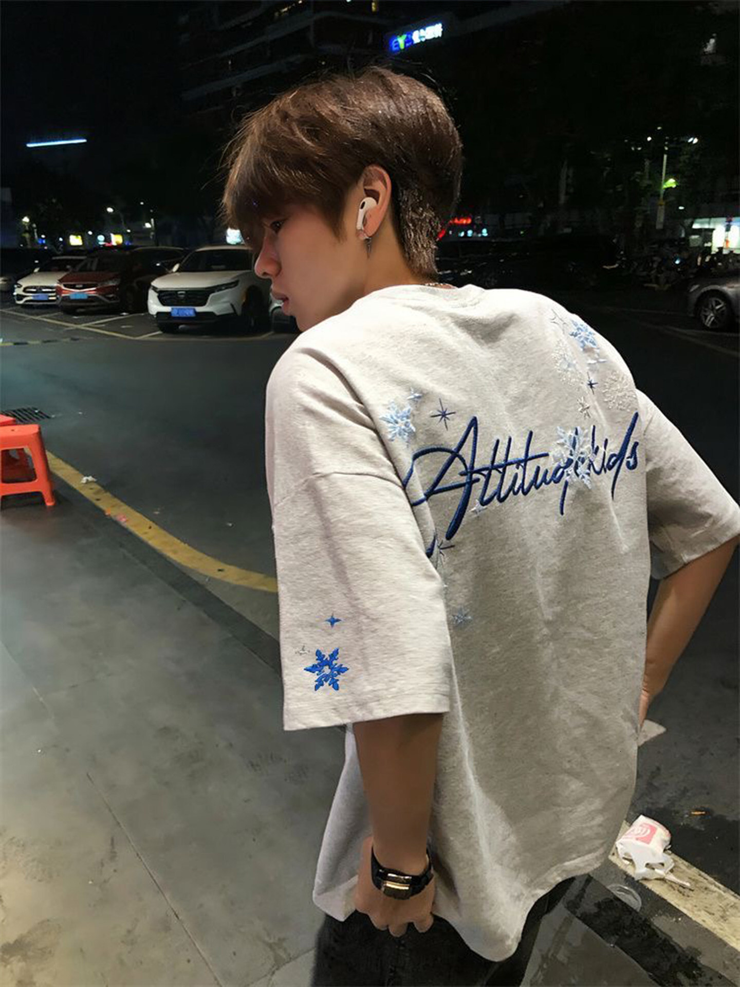 Luxurious Designer 2026 New White And Gray Snowflake Embroidered Short-sleeved T-shirt For Men, Summer Heavyweight Couple's Outfit, Loose And H
