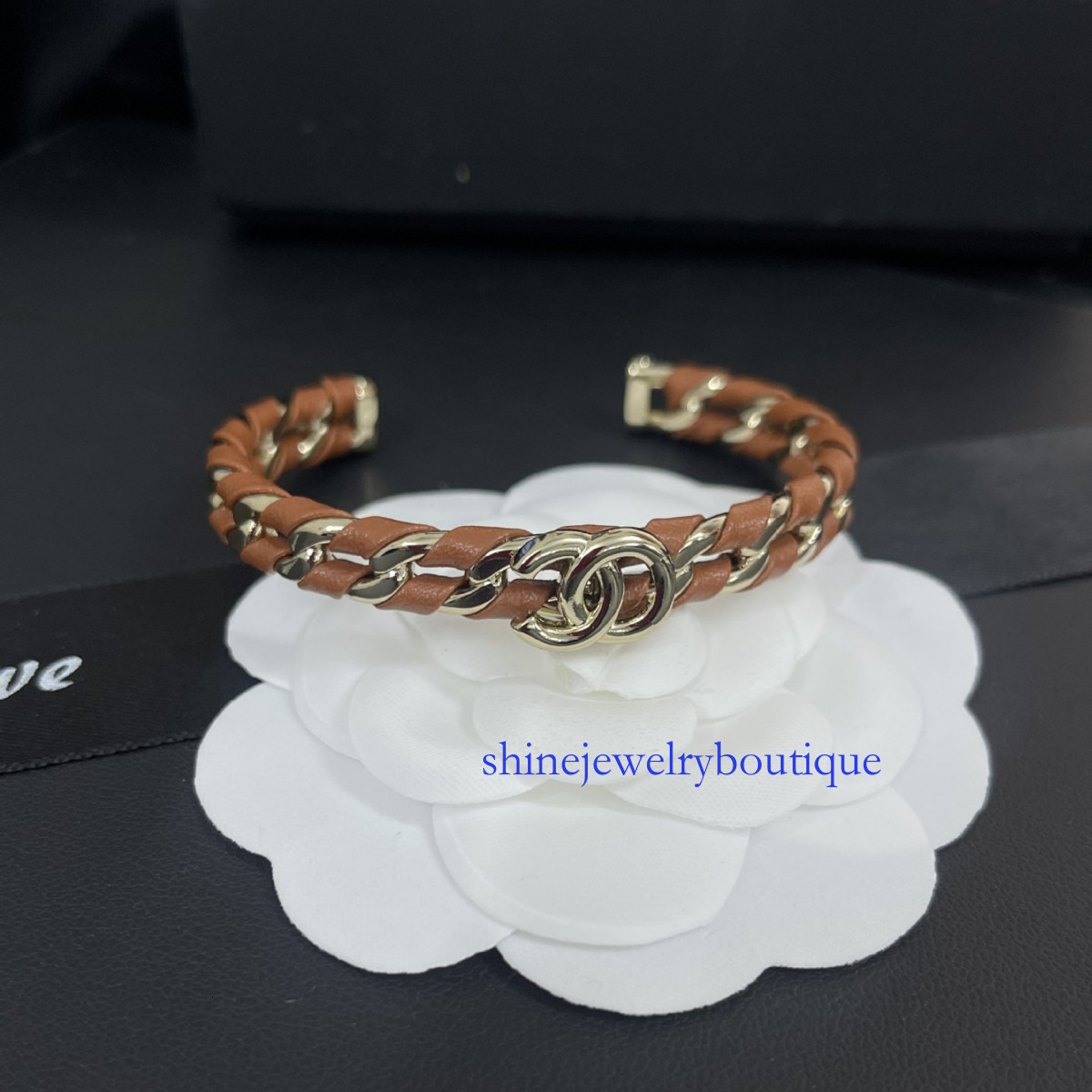 Designer Jewelry ccs Bracelet Woven bracelet light style classic wristband unique and versatile women s accsessory