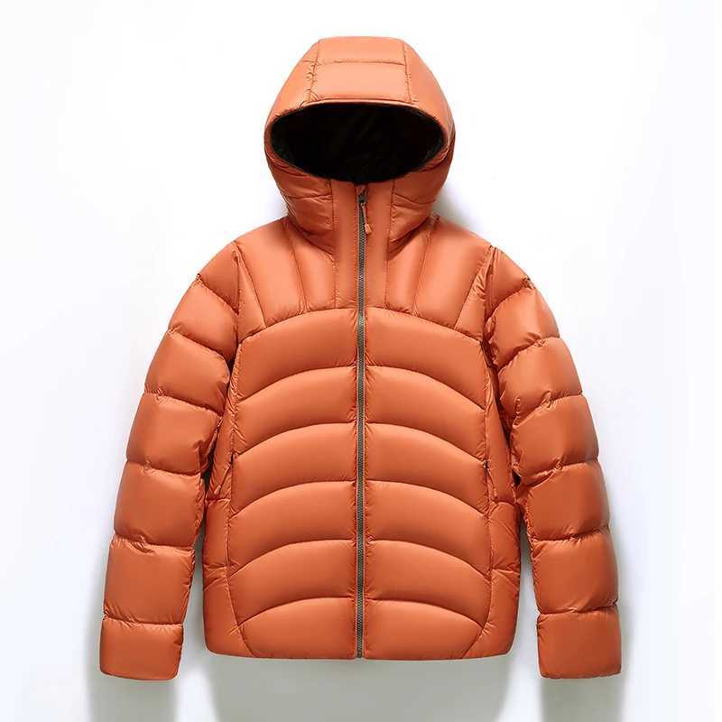 New Classic Solid 90% White Duck Down Parkas Coat 2025 Men Winter Warm Puffer Jacket Simple Hood Wind-proof Down Coat Q260921