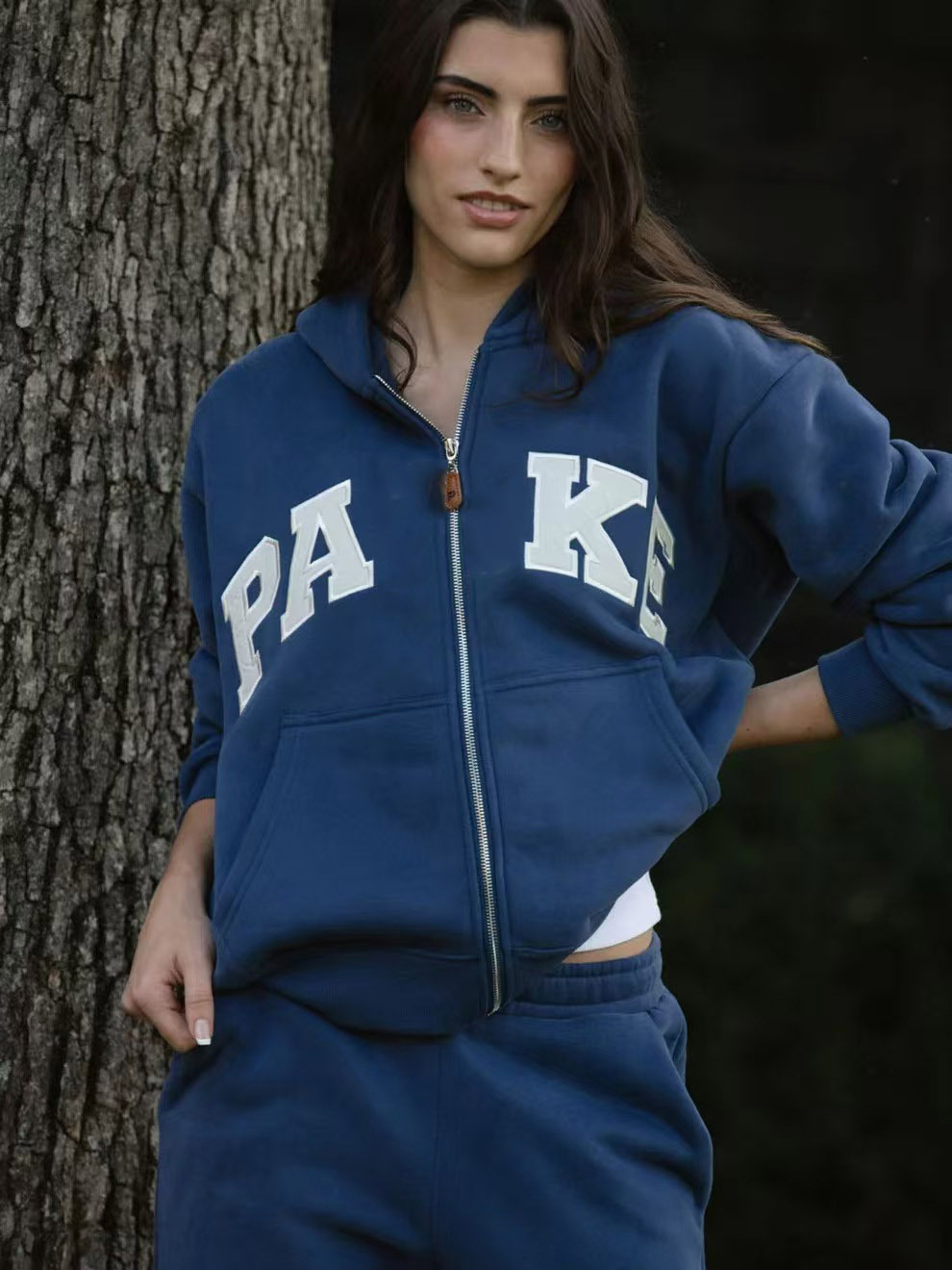 Felpa con cappuccio con zip Designer da donna Lettera Ricamo Streetwear Misto cotone Manica lunga Vestibilità ampia con tasche laterali per l'uso qu