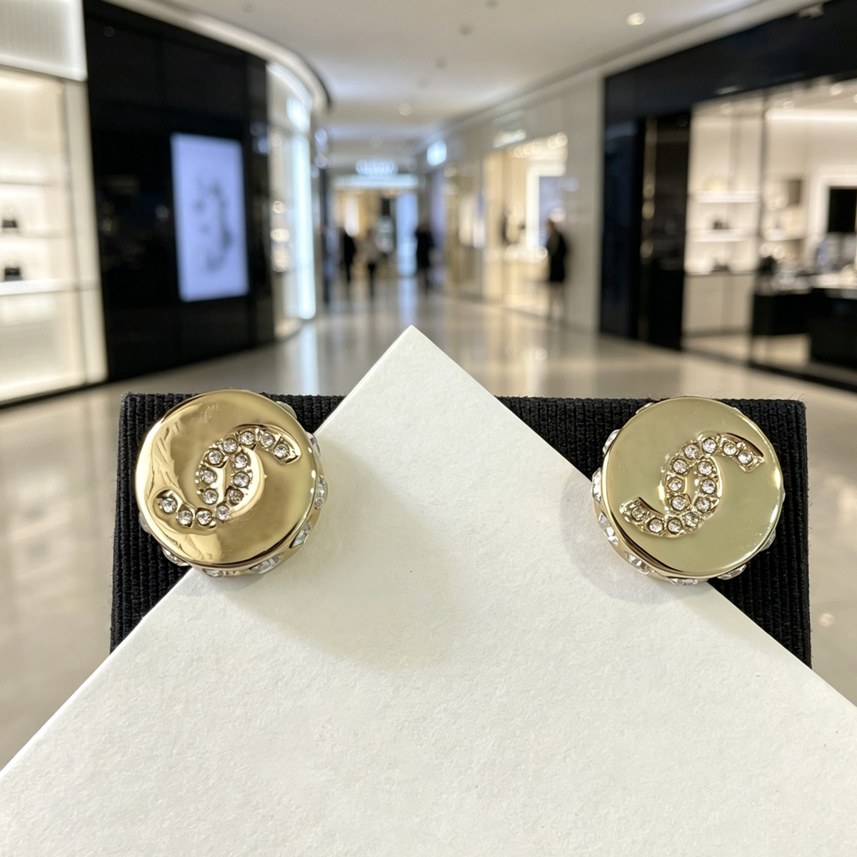 designer Light luxury style round button stud earrings with full diamond accents, high-end gold letter design, classic and versatile for everyday co