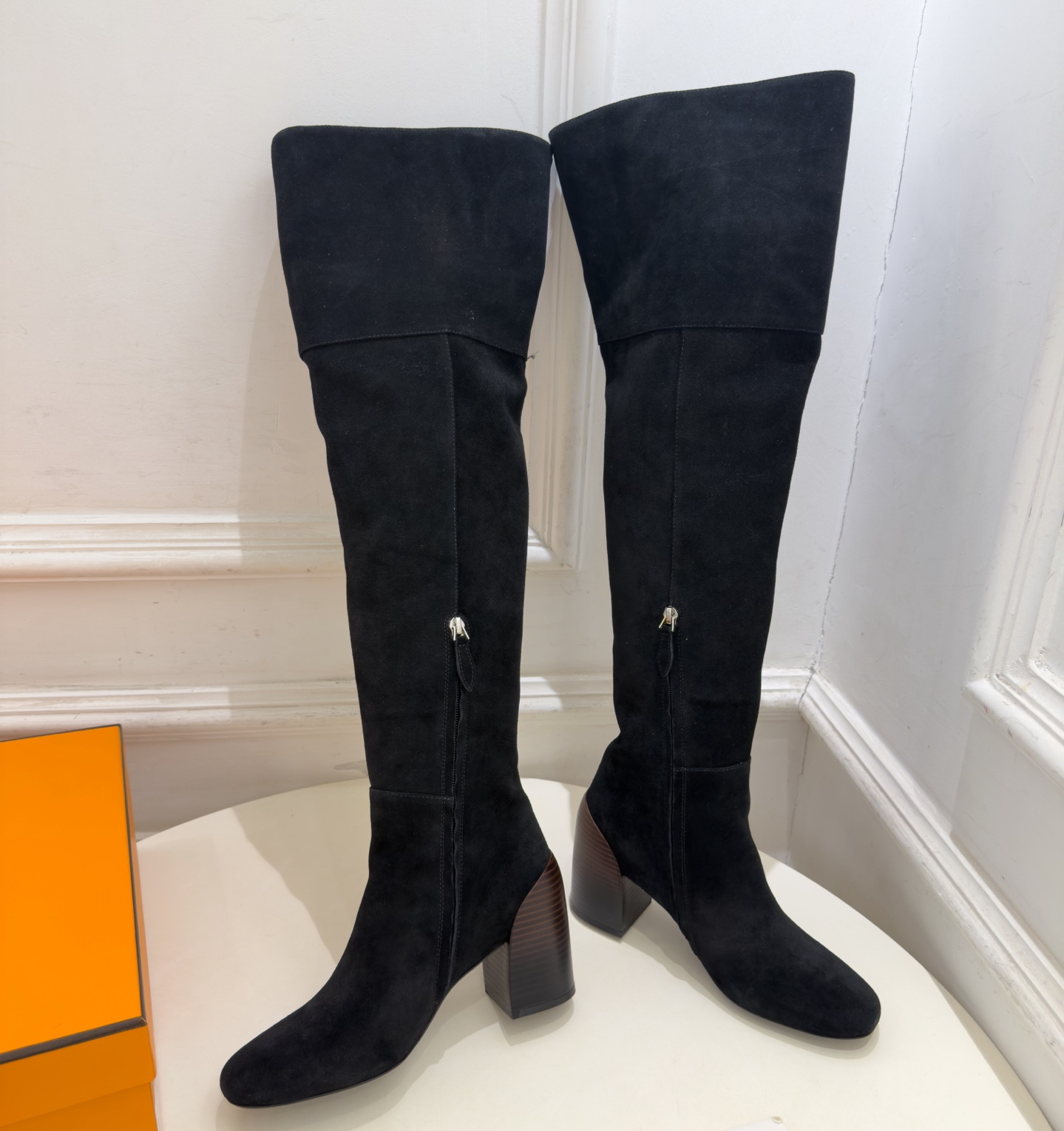Designer Women Dress Shoes Luxury Boots Med Heels Genuine Leather Women Over The Knee Boots Round Toe Block Heel Back Zipper Elegant Tall Boots