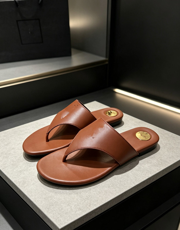 Free shipping with box designer sandals women ladies girls slides luxury flat flip flops sliders slide womens sandal summer beach outdoor shoes 35-4
