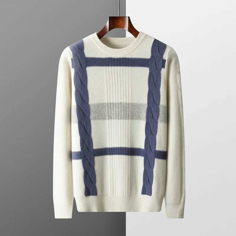 2026 New Chic Man's Clothing Autumn Winter 100% Merino Wool Knitwear Thick O-Neck Pullover Soft Warm Cable Stitch Preppy Style Q260921