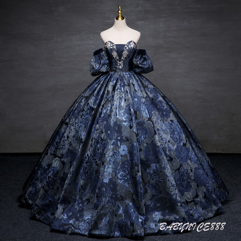 Vintage Dark Navy Ball Gown Quinceanera Dresses Classic Off The Shoulder Removable Sleeves Luxury Party Lace Ball Gown Prom Dress