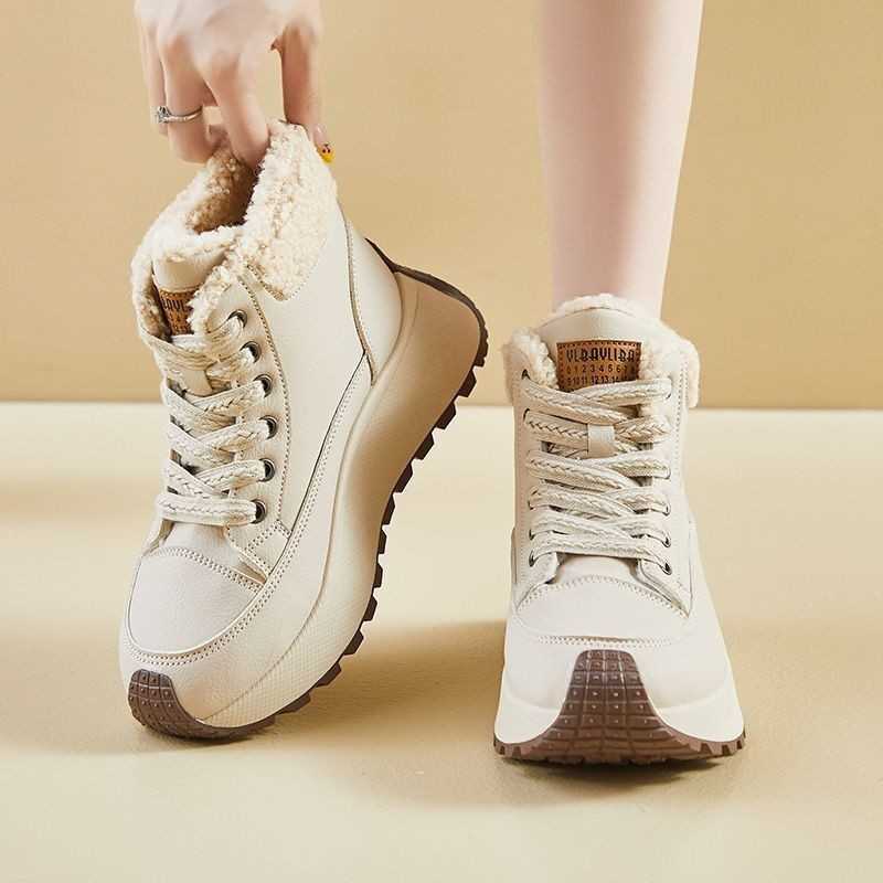 Winter fleece-lined and thickened Martin boots women's short boots versatile athletic shoes student cotton shoes snow boots for women L26921