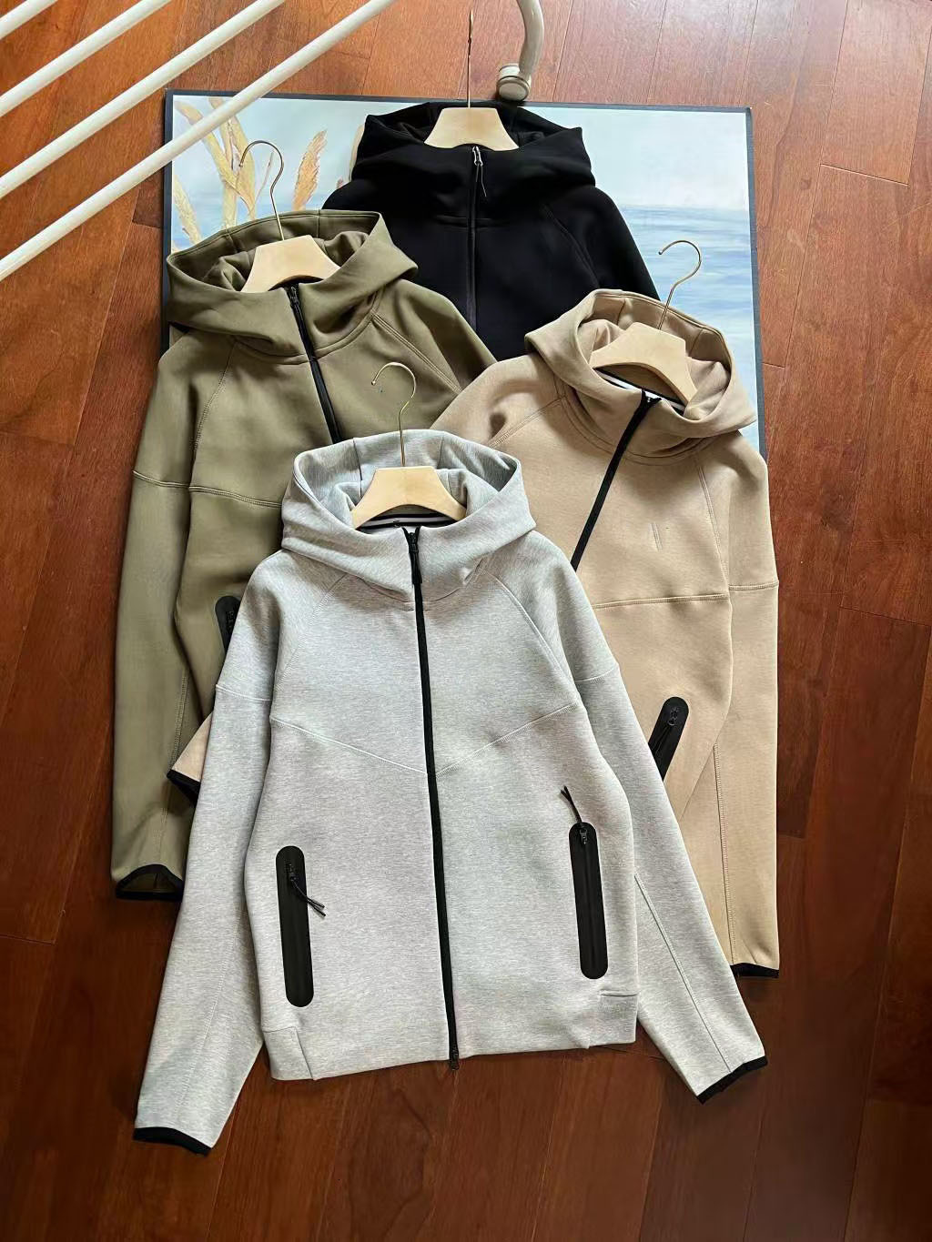 Designer 2026 Spring and Autumn New Casual Sports Two-tone Hooded Zipper Cardigan Jacket