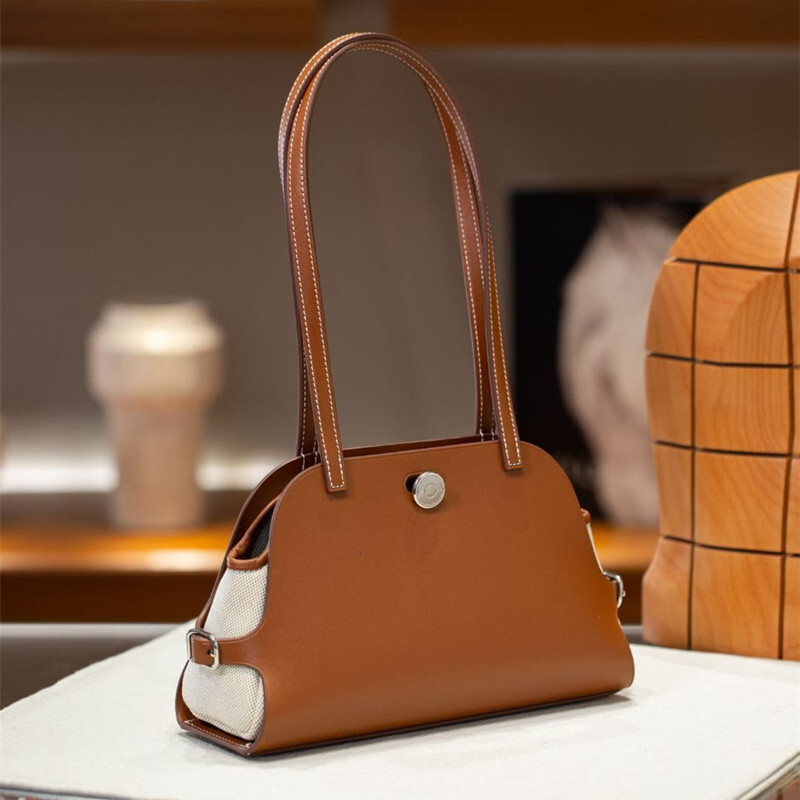 551VQQLuxury Brand Fashion Women's Fashionable Printed Handbag Versatile And Elegant Single-Shoulder Crossbody For Middle Tote Bag Designer Bag