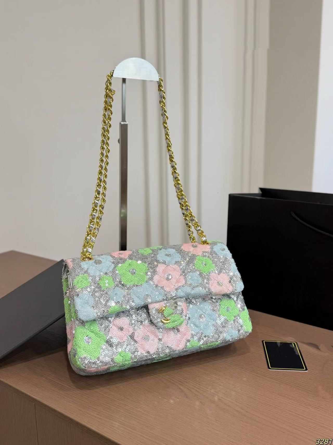 2026 New High-end Evening Fashion Sequin Bag, New Women's Drawstring Bag, Bucket Chain Diagonal Shoulder Bag Designer Free Shipping