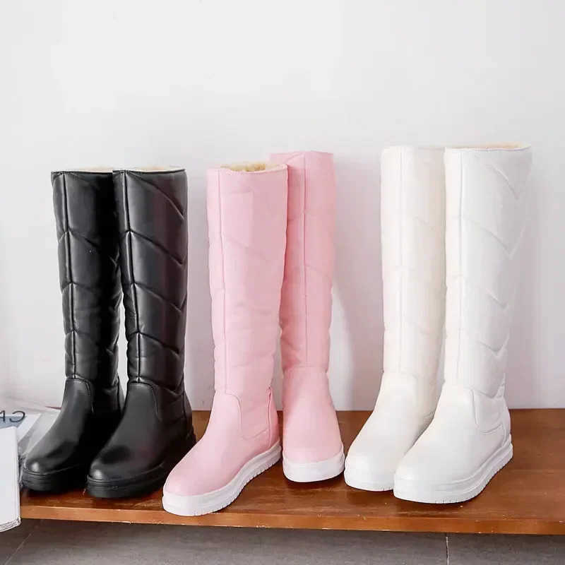 Plush Boots Winter Knee Warm High Boots Women Comfy Flat Heel Snow Boots Slip On Platform Woman Long Boots Shoes Black Pink White 2022 H260921