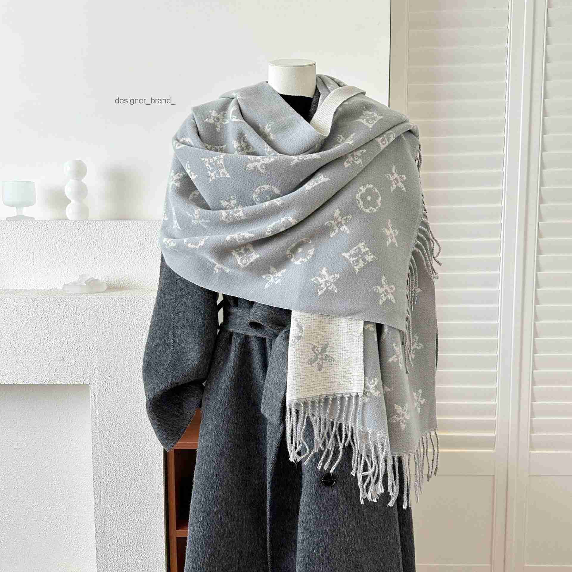 Free shipping Designer Scarves 2025 New Fashionable High Quality Scarf Womens Double sided Long Shawl Dual purpose Thickened Warmth grey