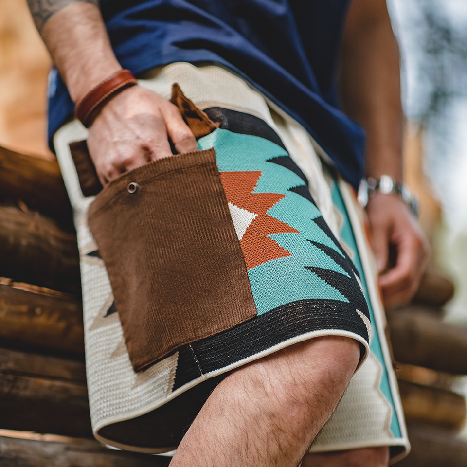 Maden Navajo Totem Knitted Men's Elastic Waist Casual Shorts with Corduroy Pocket Summer Beach Breathable Short Pants
