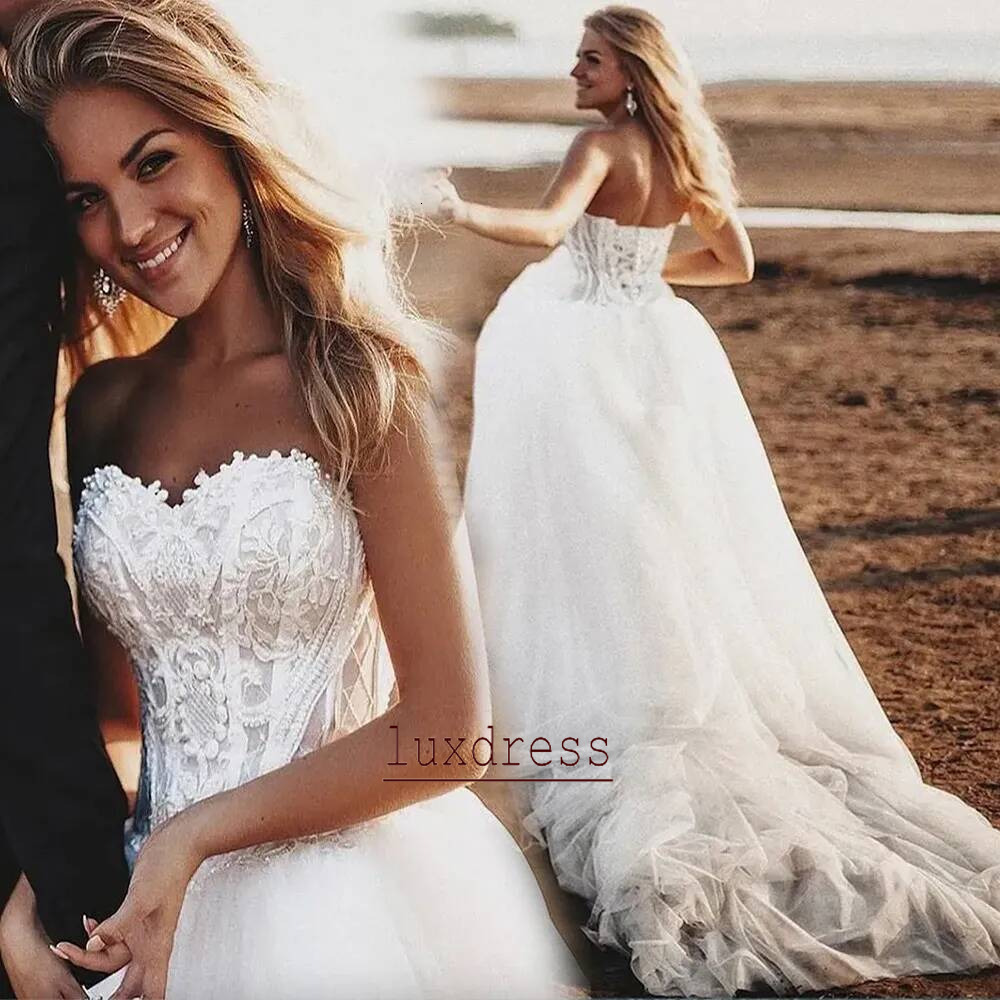 A Line Wedding Dress Country Bohemian Dresses Sweetheart Lace Appliques Boho Bridal Gowns Sexy Backless Sweep Train