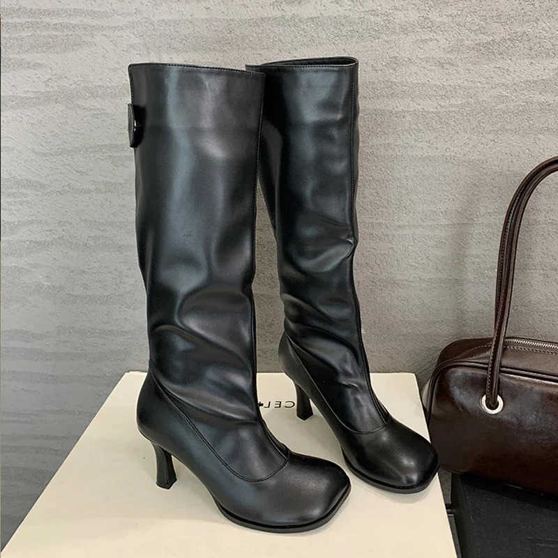 Cosy Winter Boots Button Autumn Woman Knee-High Modern Boots Fashion Round Toe Thin Heels Ladies Long Booties Party Shoes H260921