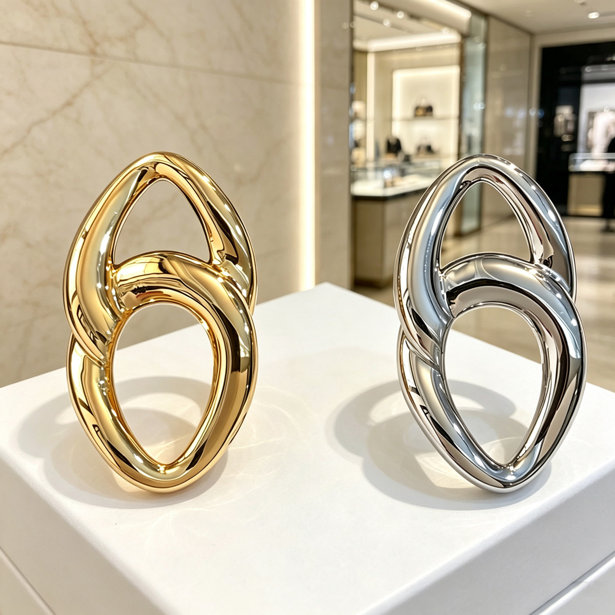 designer 26 New glossy two-tone earrings, a touch of luxury, fashionable, high-end, elegant, classic, versatile for everyday wear, unisex, factory d