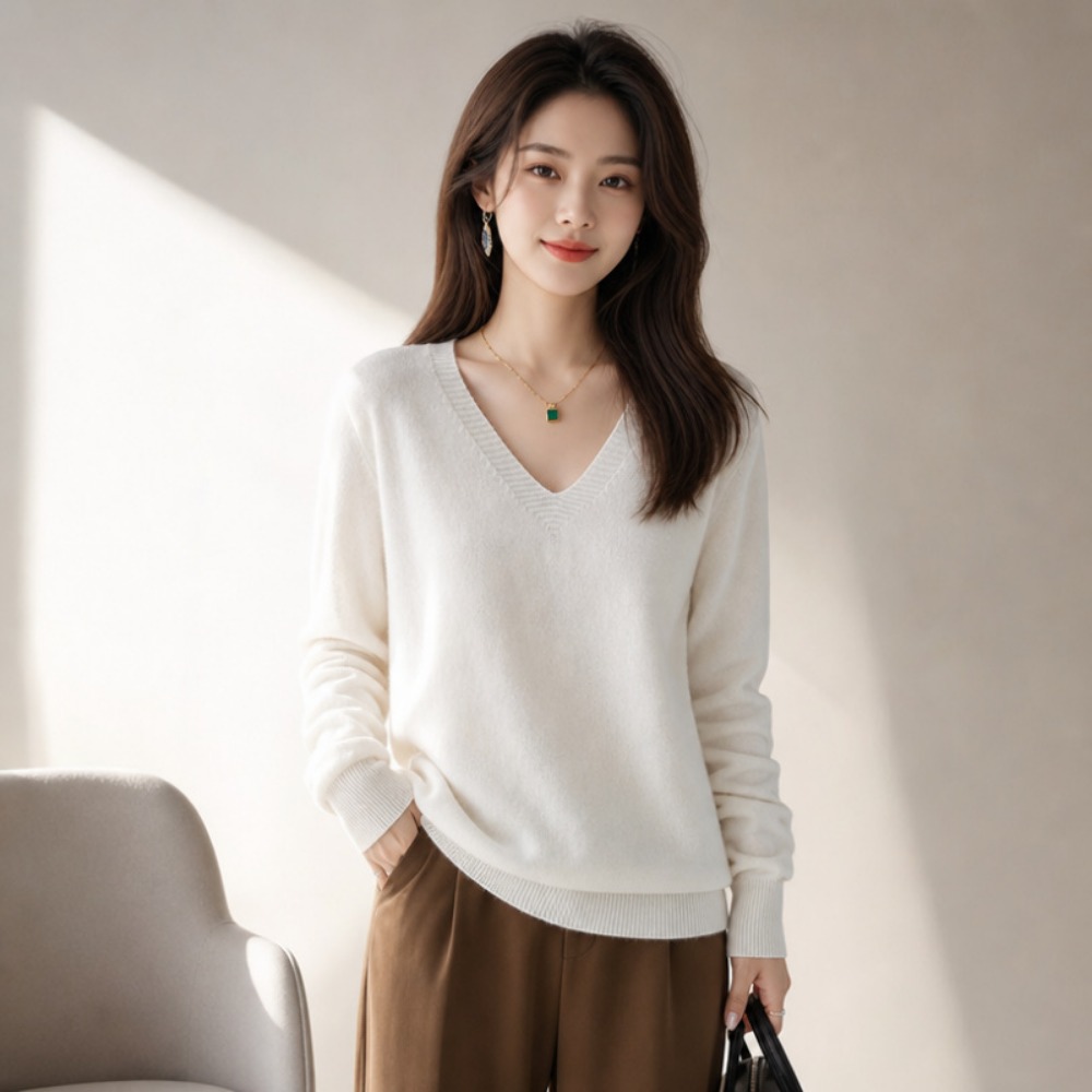 Autumn New V Neck Long Sleeved Pullover Women's Knitted Sweater Plus Size Women's Top