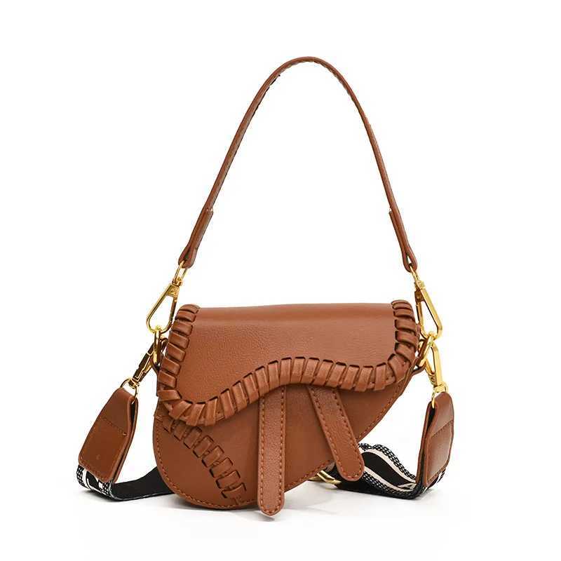 Korean Style Fashionable Handbag 2026 New Design Single Shoulder Saddle Bag Stylish Commuting Bag Underarm Bag PU Material Z260918