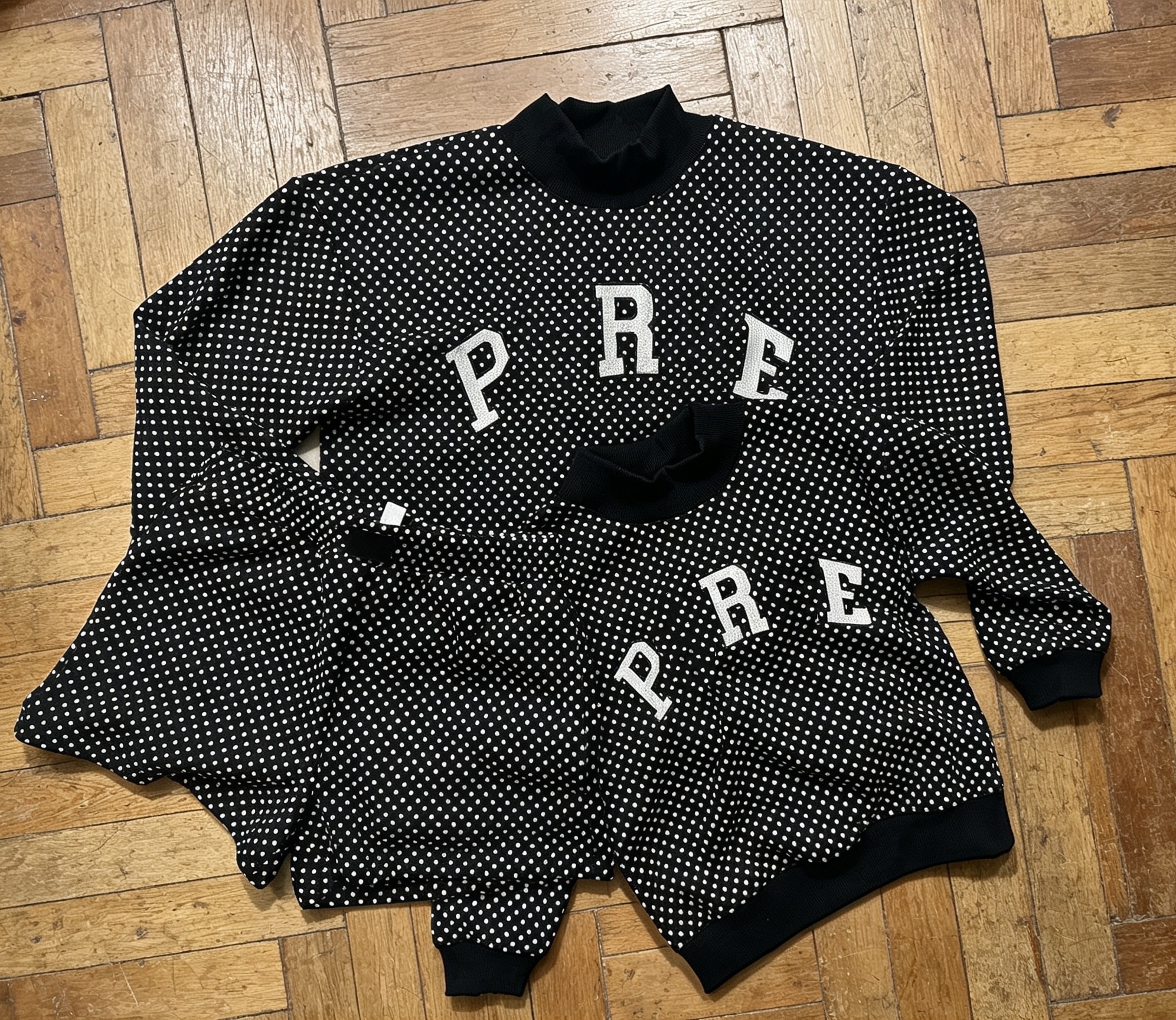 PAR Ensemble sweat-shirt et short pour enfants et adultes, col haut, lettres brodées, ensemble d'hiver en coton pour femme, col haut, pull à pois