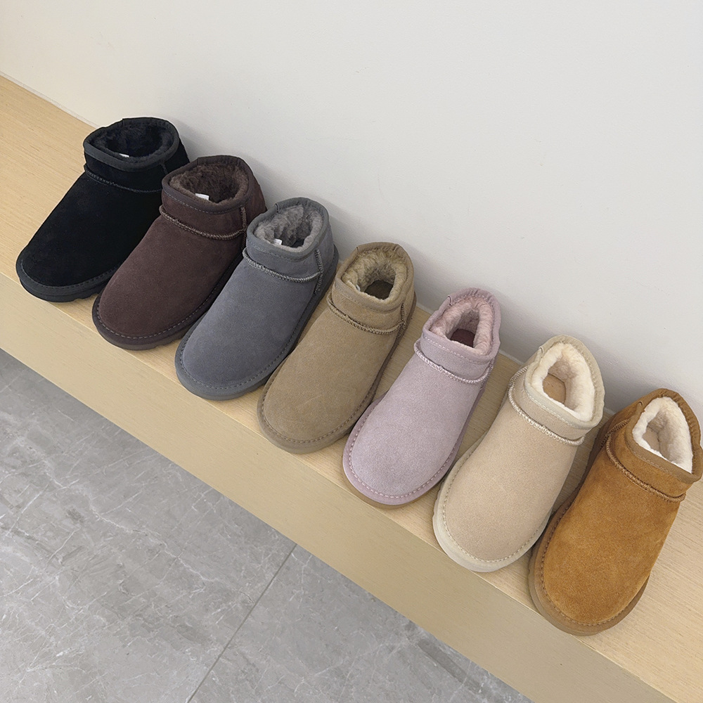 Fashionable Designer Real Australia High-quality girls warm snow boots Teenage Students Winter boots Sheepskin Shearling Women's Mini Boot Wint