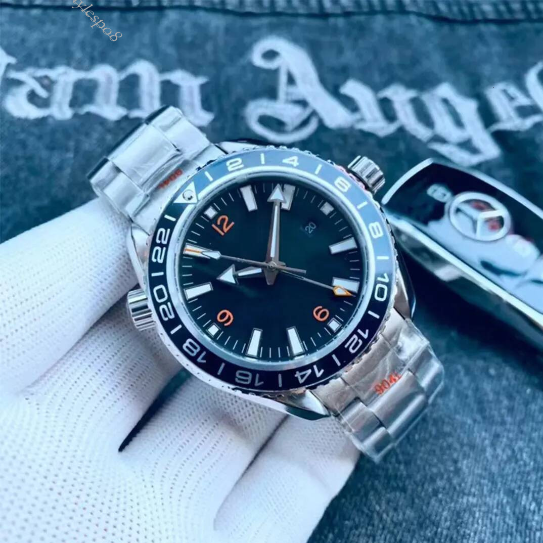 40mm Sports and Leisure Watch Luxury Men's High Quality Three Pin 904La Automatic Mechanical Stainless Steel Sapphire Designer
