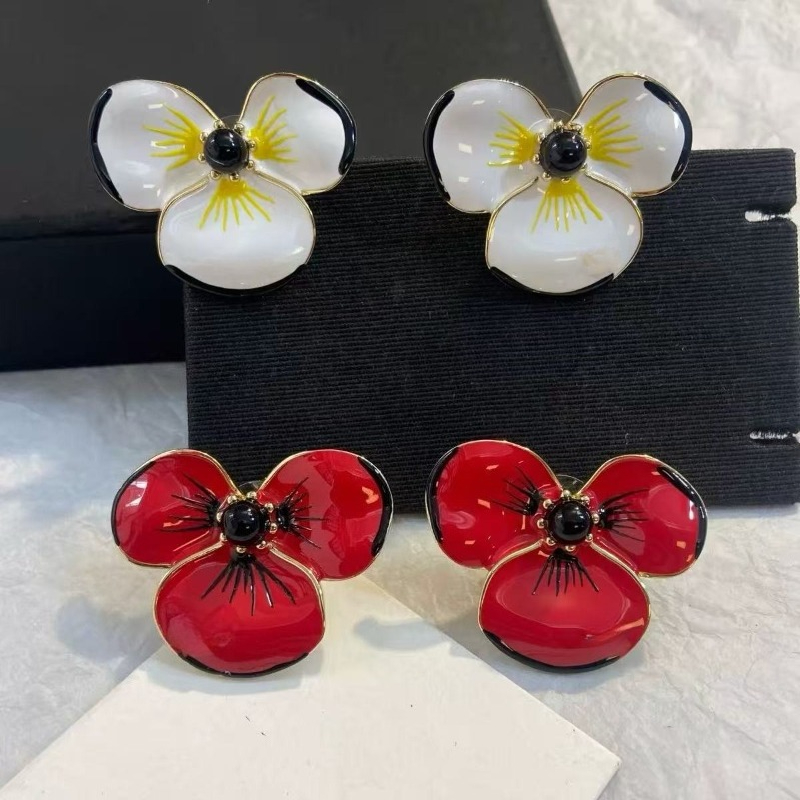 2026 Autumn Newest Enamel Flower Stud Earrings for Women Red White 3 Petal Floral Earring Jewelry Teardrop Drop Pearl Dangle Vintage Party Ear Rings