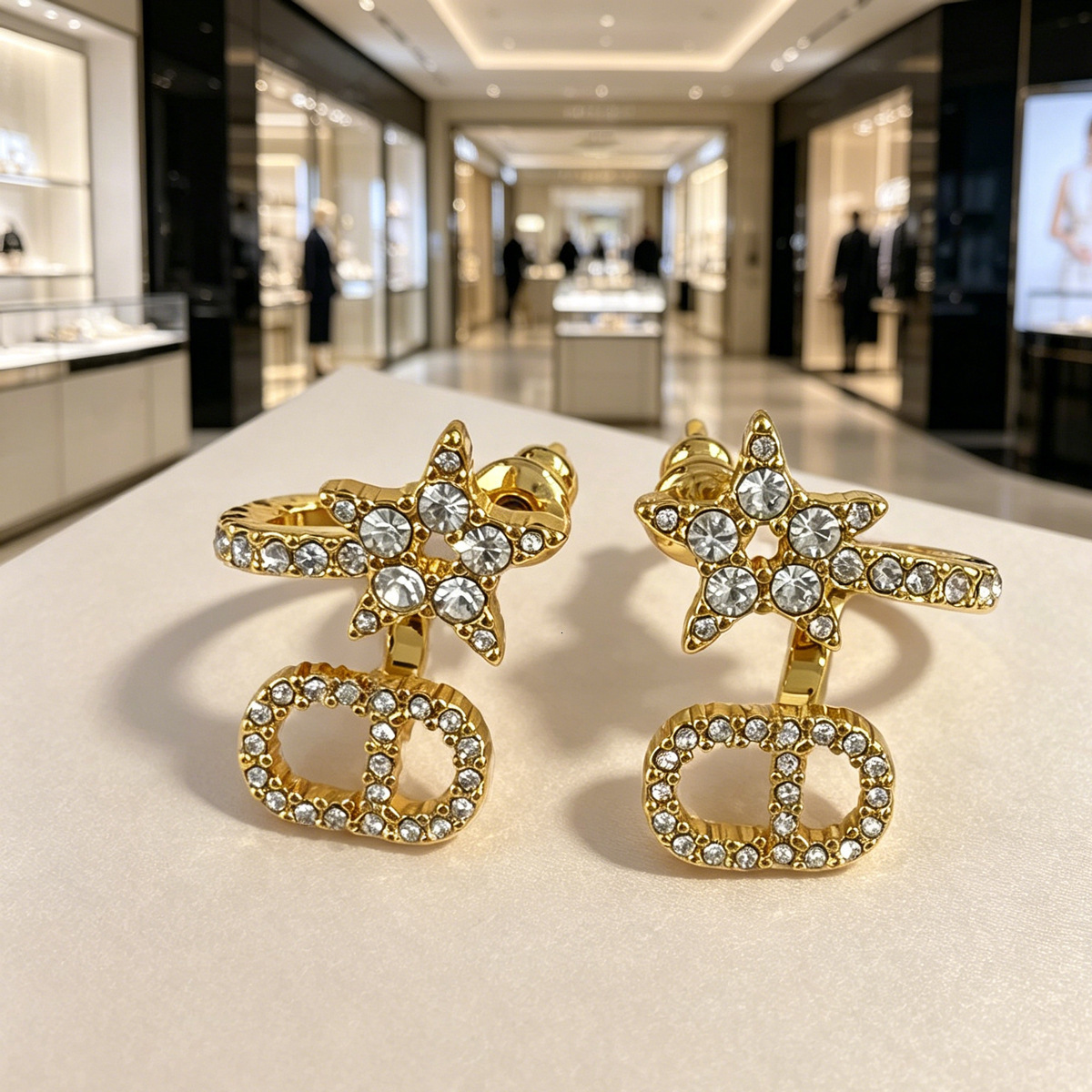 designer Korean-style, subtly luxurious star-shaped earrings: fashionable, elegant, and versatile for everyday wear, directly from the factory