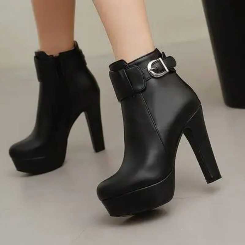 Shoes Boots Women Fashion Boots Autumn Winter Sexy Platform Ankle Boots for Women Black Red Yellow White Short Lady Shoes Large Size H260921