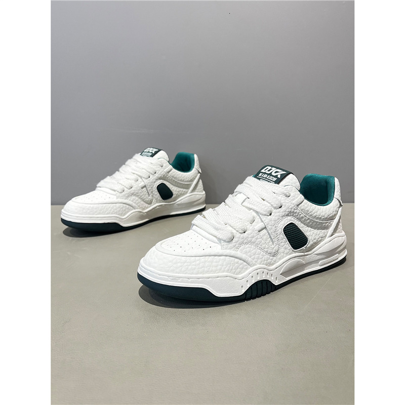 Casual shoes Trendy men's 2026 new model mesh soft-soled casual Designer shoes shoes, spring breathable sneakers, lightweight and comfortable s