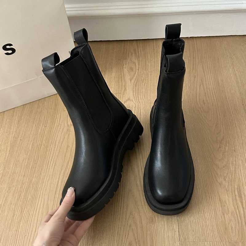 Sooty British-style Women's Boots 2025 Autumn-Winter New Style Fashionable and Versatile Round-Toe Short Boots with Thick Soles L26921