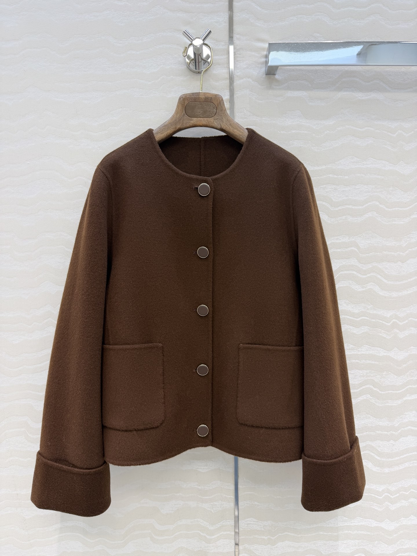 Milan Runway Coats 2026 New Autumn Winter O Neck Long Sleeve Fashion Designer Women Jackets Brand Same Style Tops 0921-7