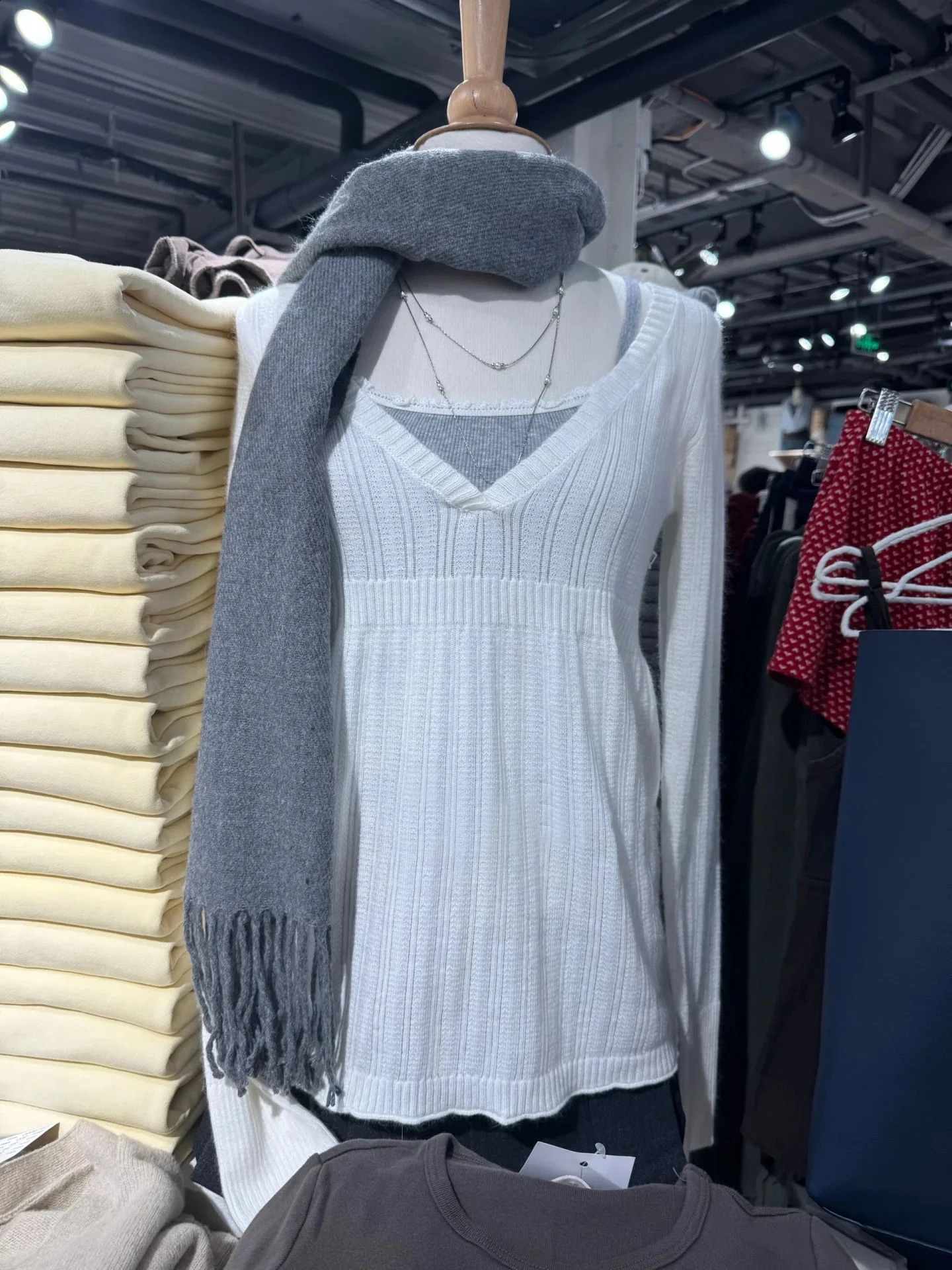 Solid Knitted Sweaters Woman Autumn Sexy V-neck Long Sleeve Slim Knitwear Top Female Casual Simple All-match Cotton Pullovers 260920