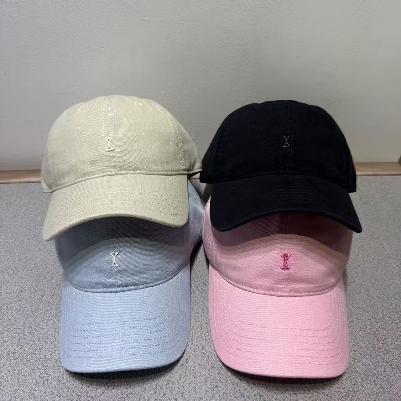 Designer Men and Women Baseball Hats Fashionable Face Small Soft Top Soft Hat Sunshade Luxury Baseball Hat Couple Style