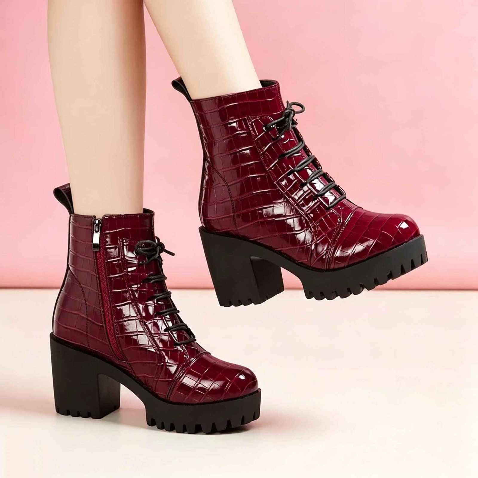 8 cm Tamaño pequeño 32-43 Botas Calidad vintage Botas de cuero brillante Zapatos de plataforma Invierno 2025 Bloque de mujer Tacones altos Botines O