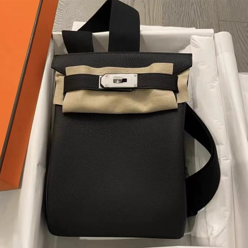67VQQLuxury Brand Fashion Women's Fashionable Printed Handbag Versatile And Elegant Single-Shoulder Crossbody For Middle Tote Bag Designer Bags