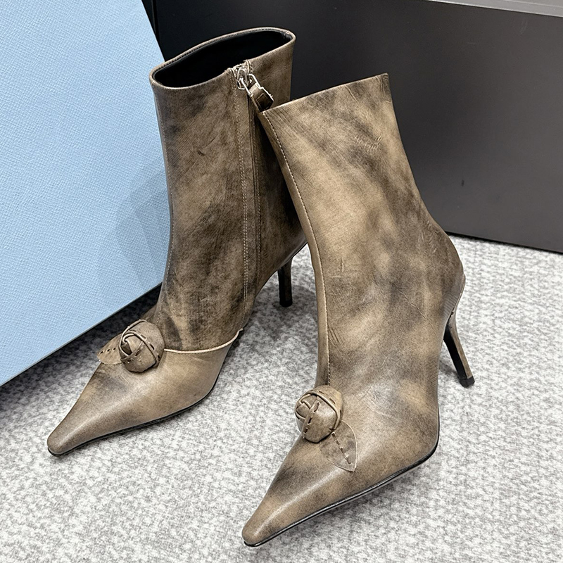 Fashion Show New Rose Blossoms Decorative Leather Women's Bare Boots Luxury Designer Inner Zipper Design Pointed Women's Short Boots Autum