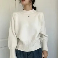Retro versatile round-neck sweater for women, 2026 autumn-winter new style, Korean version, loose and lazy style, soft and fluffy base layer knitwea