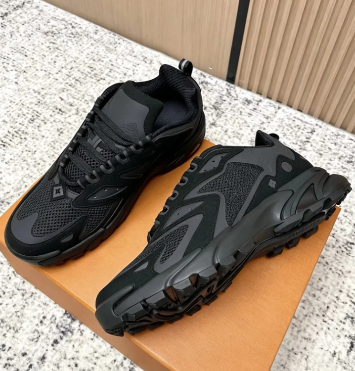 Runner Tatic Runner sportivo da uomo di alta qualità Mesh traspirante Pelle di vitello sfumata di colore Abito da festa con lacci Outdoor Casual Wal