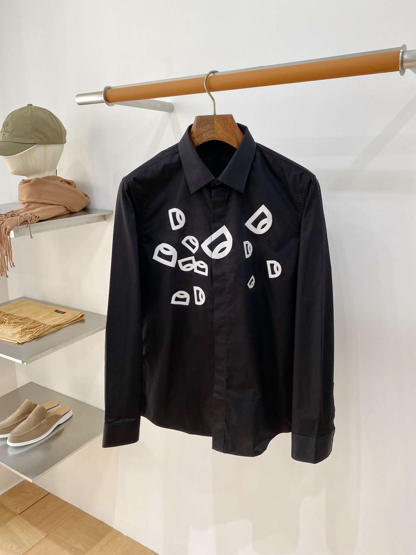 Mens Designer Shirts Brand Clothing Men Shorts Sleeve Dress Shirt Hip Hop Style High Quality Cotton Tops 17053