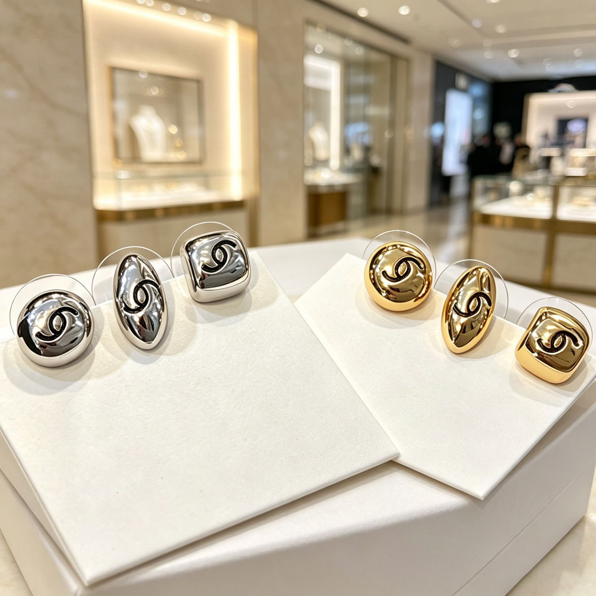 designer 26 new style small gold bean earrings, light luxury, fashionable, high-end, elegant, classic, versatile everyday wear, factory direct sales