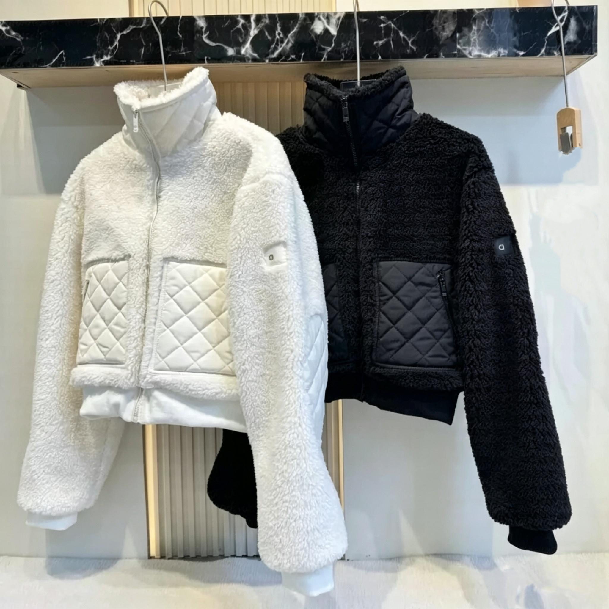 26ss New jacket women winter brown lambhair hooded designer multicolored short jacket zip up sweatshirt warm sporty and casual stand up collar windp