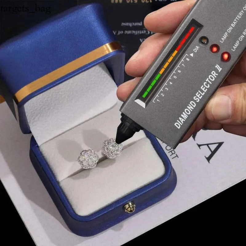 Elegant Dazzg Trendy wer 10MM Moissanite Dia Ear Studs For Men Women Hip Hop Jewelry Fine Earrings 10K Solid Gold