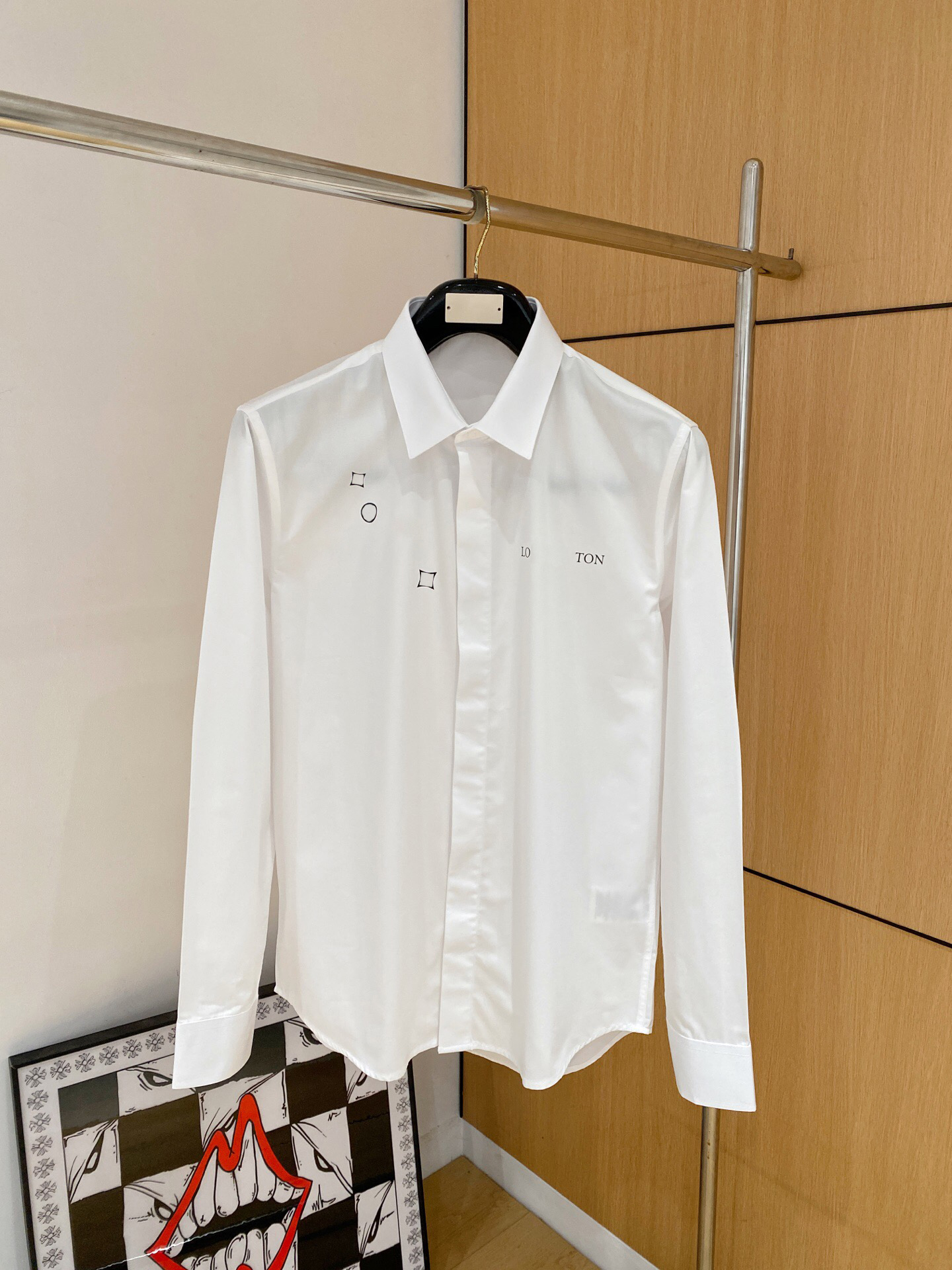 Mens Designer Shirts Brand Clothing Men Shorts Sleeve Dress Shirt Hip Hop Style High Quality Cotton Tops 17024